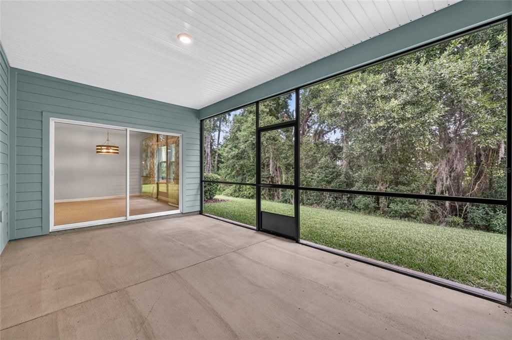 For Sale: $375,000 (4 beds, 3 baths, 2692 Square Feet)