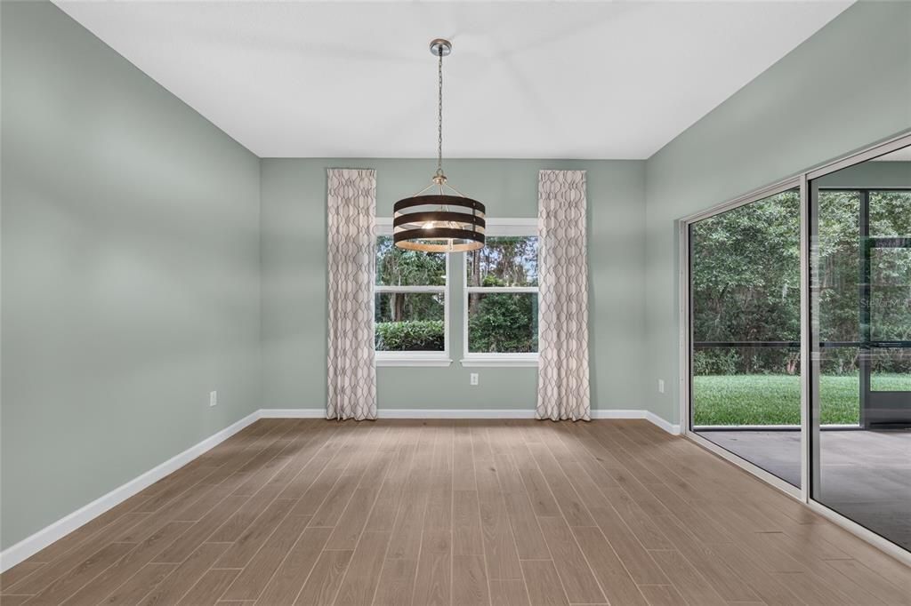 For Sale: $375,000 (4 beds, 3 baths, 2692 Square Feet)