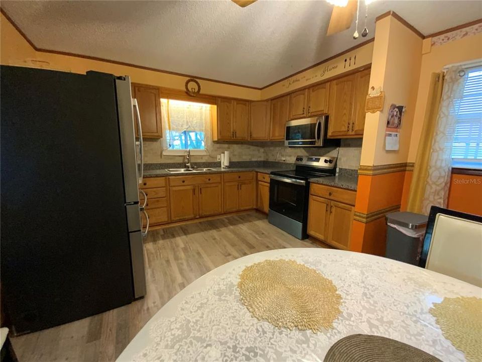 En Venta: $180,000 (2 camas, 2 baños, 1088 Pies cuadrados)