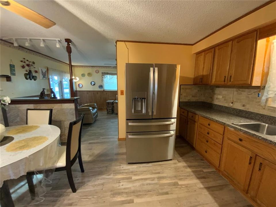 En Venta: $180,000 (2 camas, 2 baños, 1088 Pies cuadrados)