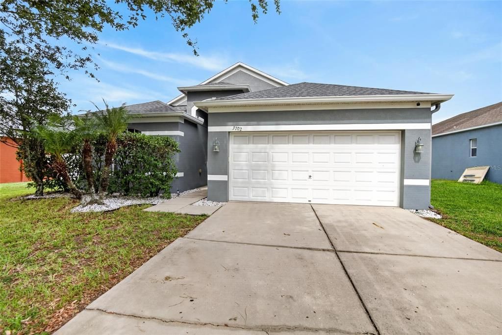 For Sale: $365,000 (3 beds, 2 baths, 1530 Square Feet)