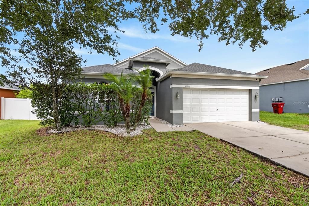 For Sale: $365,000 (3 beds, 2 baths, 1530 Square Feet)