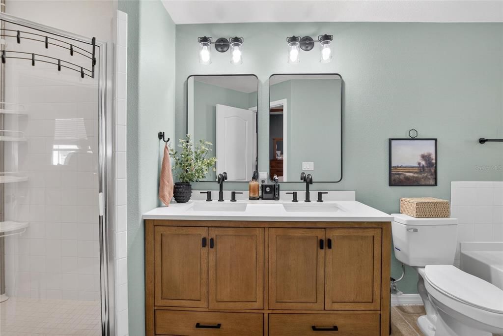 For Sale: $365,000 (3 beds, 2 baths, 1530 Square Feet)