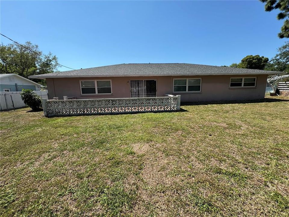 For Sale: $385,000 (3 beds, 2 baths, 1998 Square Feet)