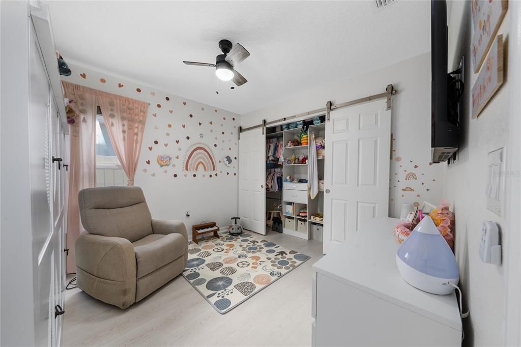 En Venta: $330,000 (3 camas, 2 baños, 1355 Pies cuadrados)