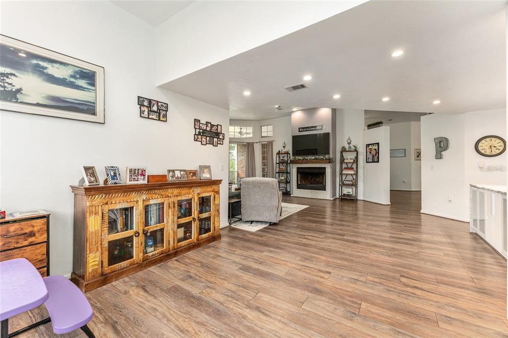 For Sale: $1,600,000 (4 beds, 3 baths, 3296 Square Feet)
