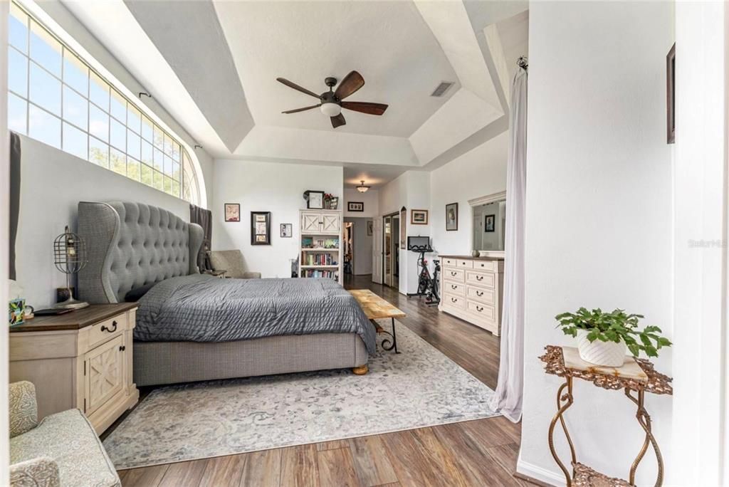 For Sale: $1,600,000 (4 beds, 3 baths, 3296 Square Feet)