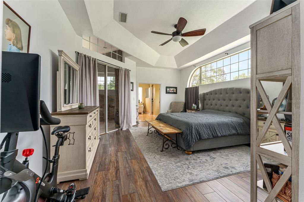 For Sale: $1,600,000 (4 beds, 3 baths, 3296 Square Feet)