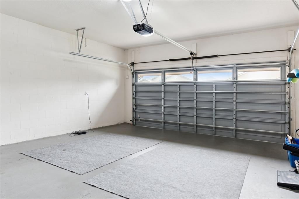 For Sale: $334,900 (3 beds, 2 baths, 1700 Square Feet)