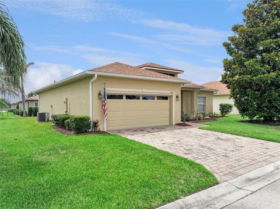 For Sale: $334,900 (3 beds, 2 baths, 1700 Square Feet)