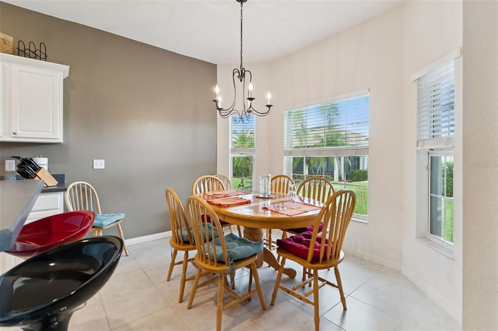 For Sale: $334,900 (3 beds, 2 baths, 1700 Square Feet)
