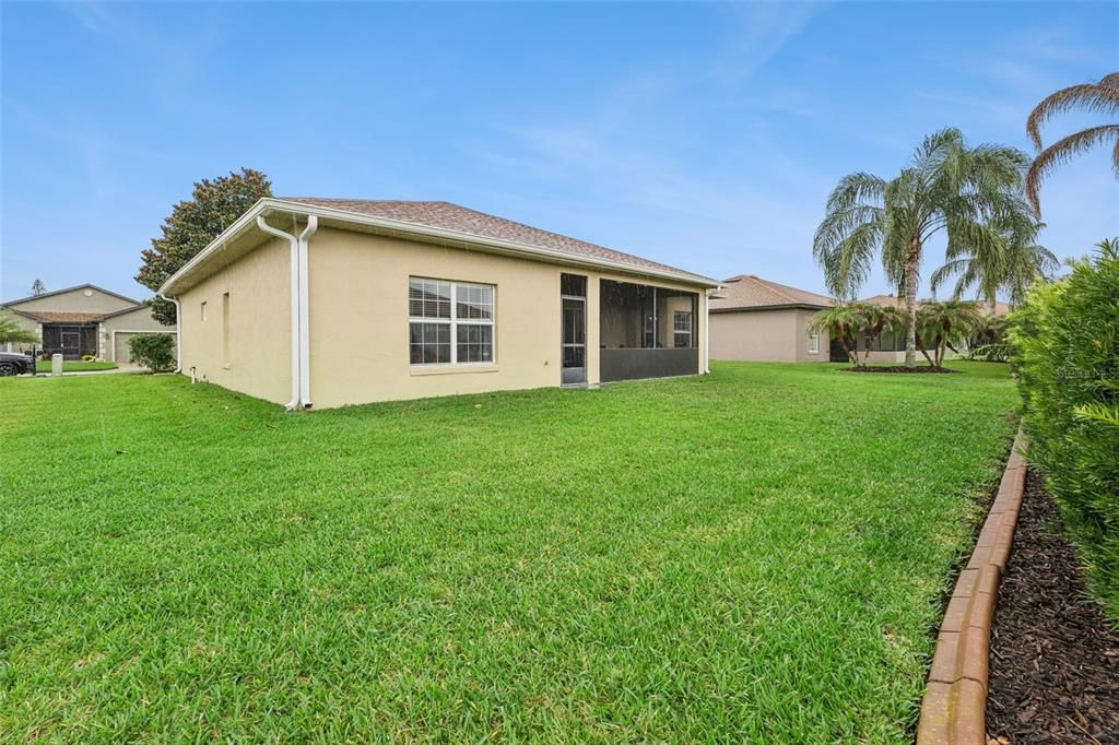 For Sale: $334,900 (3 beds, 2 baths, 1700 Square Feet)