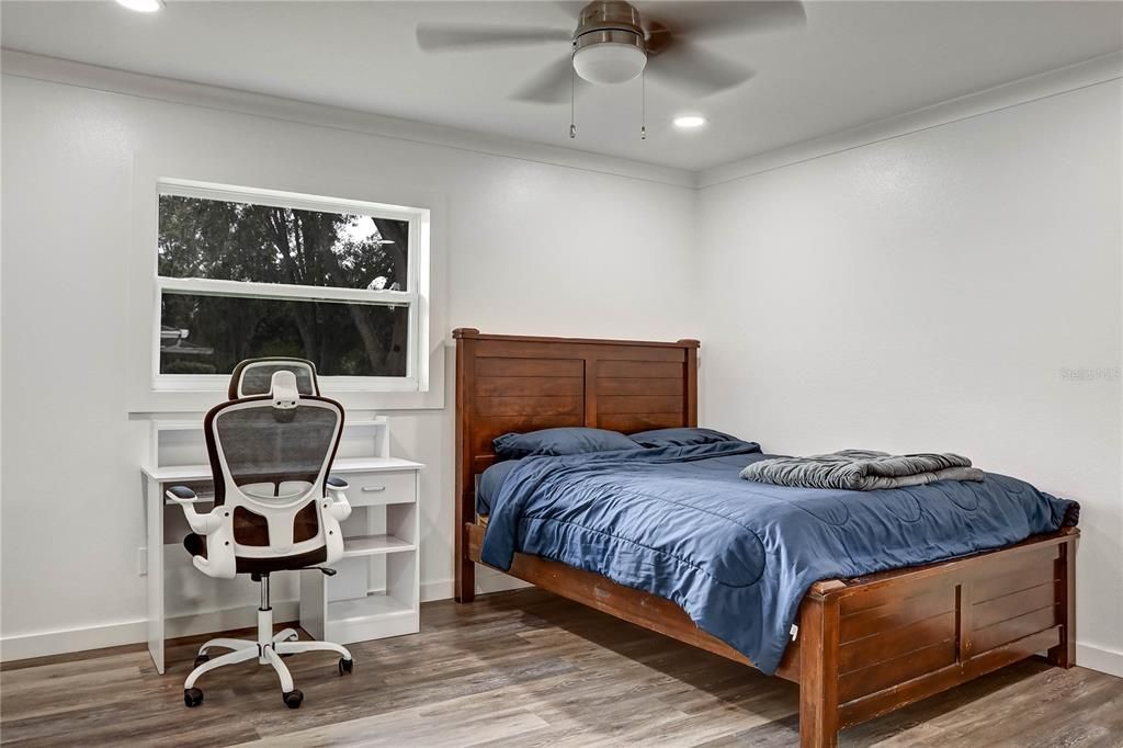 For Sale: $589,000 (5 beds, 3 baths, 2361 Square Feet)