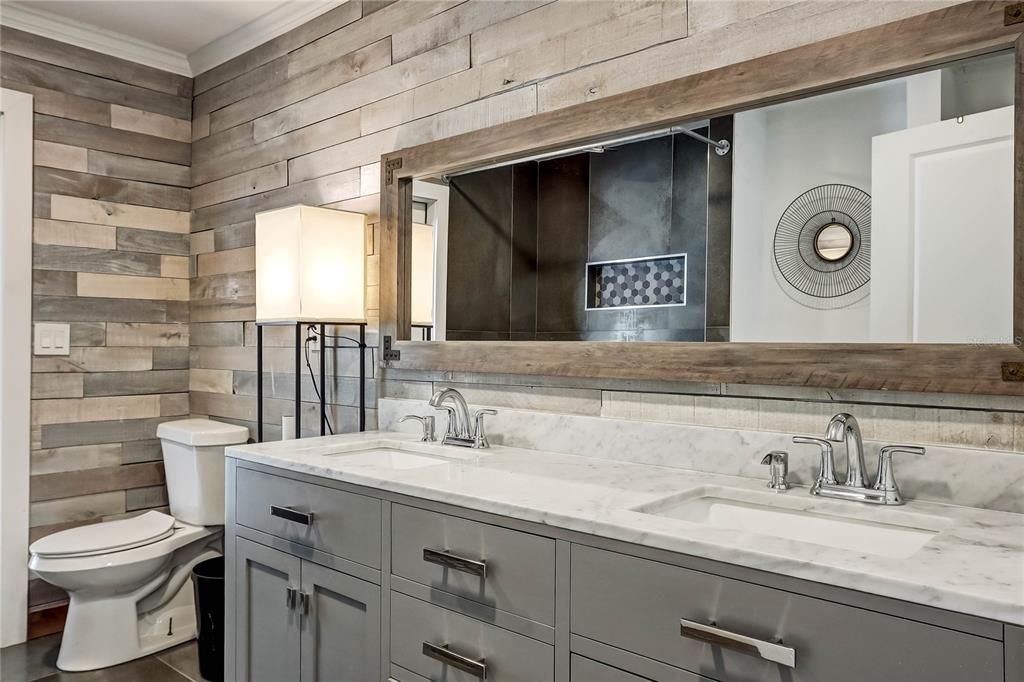 For Sale: $589,000 (5 beds, 3 baths, 2361 Square Feet)