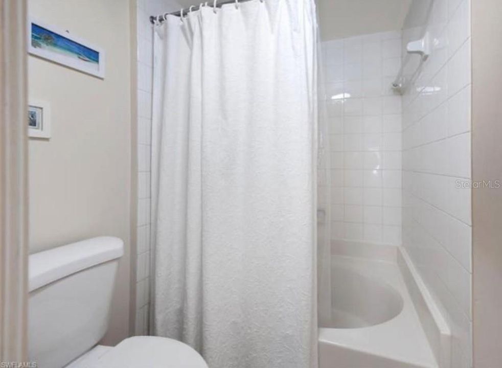 For Rent: $2,200 (2 beds, 2 baths, 1232 Square Feet)