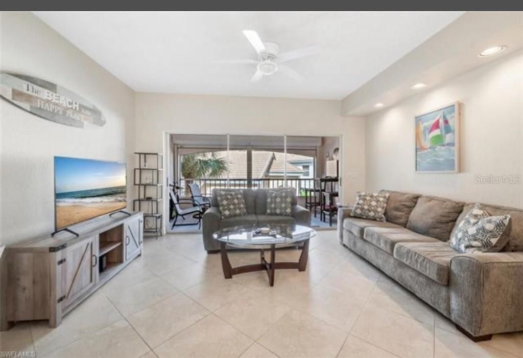 For Rent: $2,200 (2 beds, 2 baths, 1232 Square Feet)