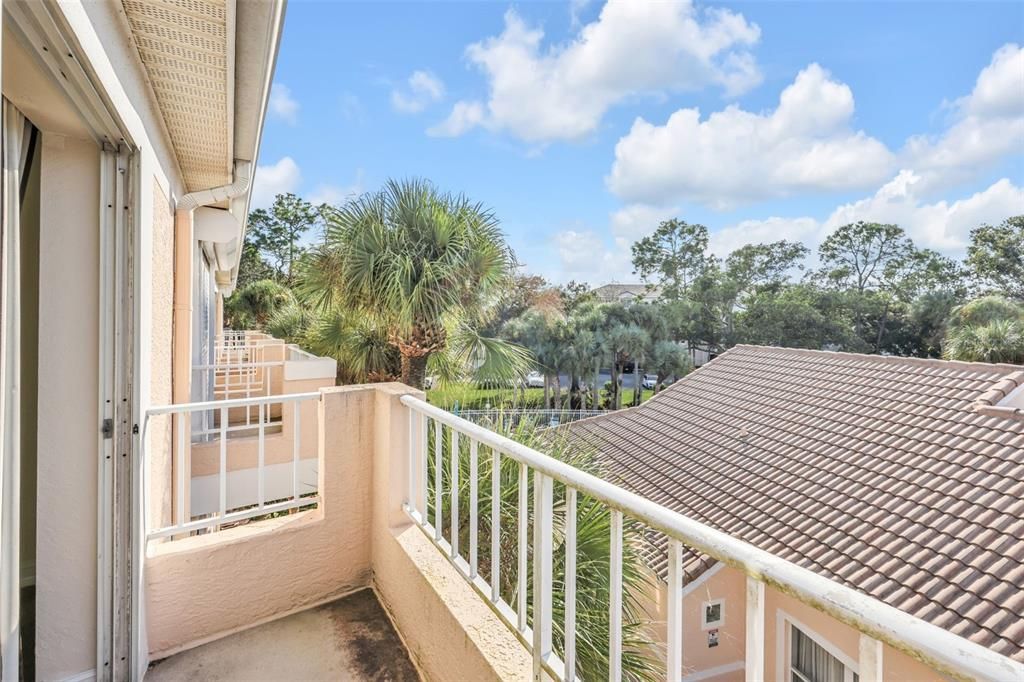 For Rent: $2,200 (2 beds, 2 baths, 1232 Square Feet)