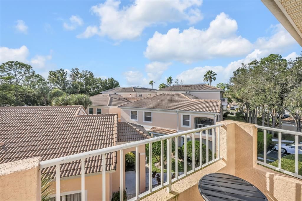 For Rent: $2,200 (2 beds, 2 baths, 1232 Square Feet)