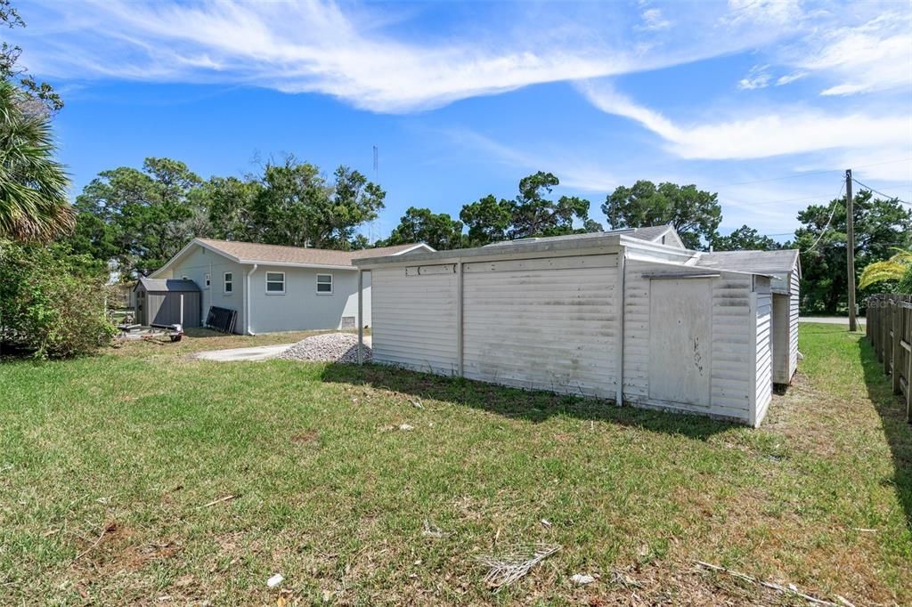 For Rent: $1,550 (2 beds, 1 baths, 816 Square Feet)