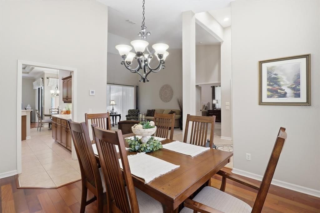 For Sale: $439,000 (3 beds, 2 baths, 2164 Square Feet)