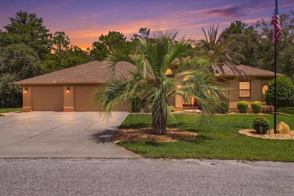 For Sale: $439,000 (3 beds, 2 baths, 2164 Square Feet)