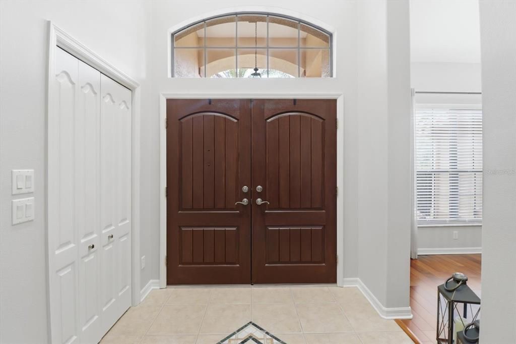 For Sale: $439,000 (3 beds, 2 baths, 2164 Square Feet)