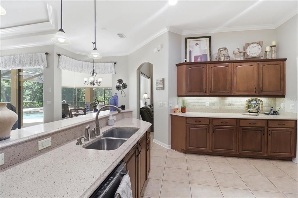For Sale: $439,000 (3 beds, 2 baths, 2164 Square Feet)