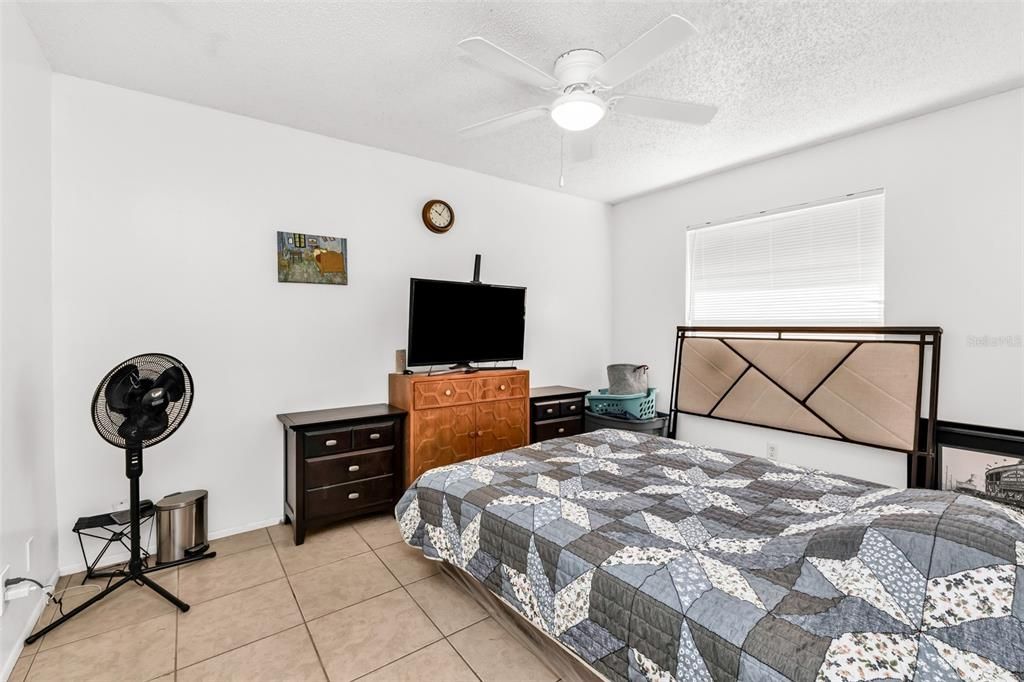 For Sale: $349,900 (4 beds, 0 baths, 1800 Square Feet)