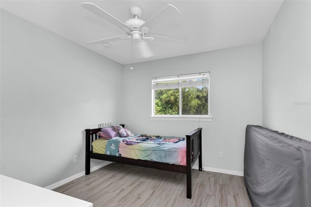 For Sale: $382,500 (6 beds, 0 baths, 2330 Square Feet)