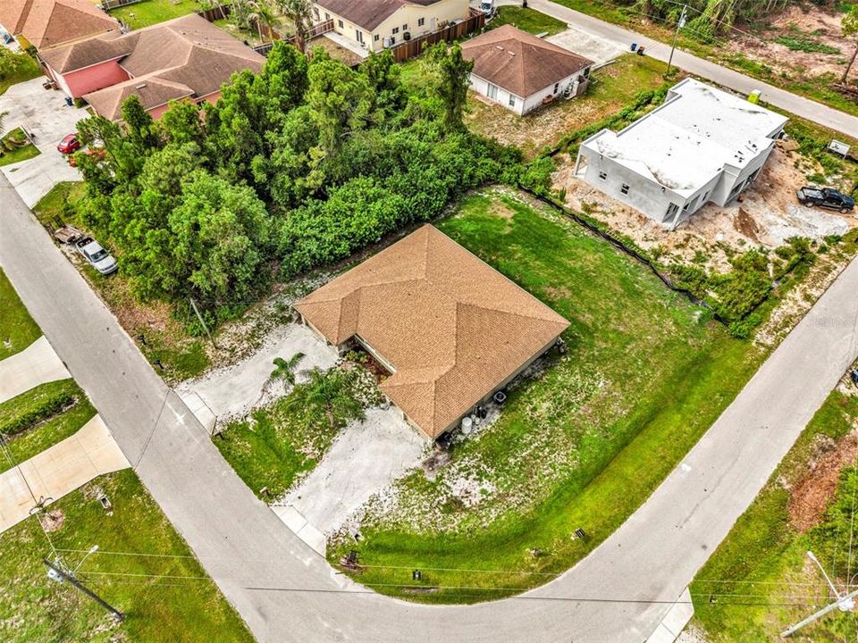 For Sale: $382,500 (6 beds, 0 baths, 2330 Square Feet)