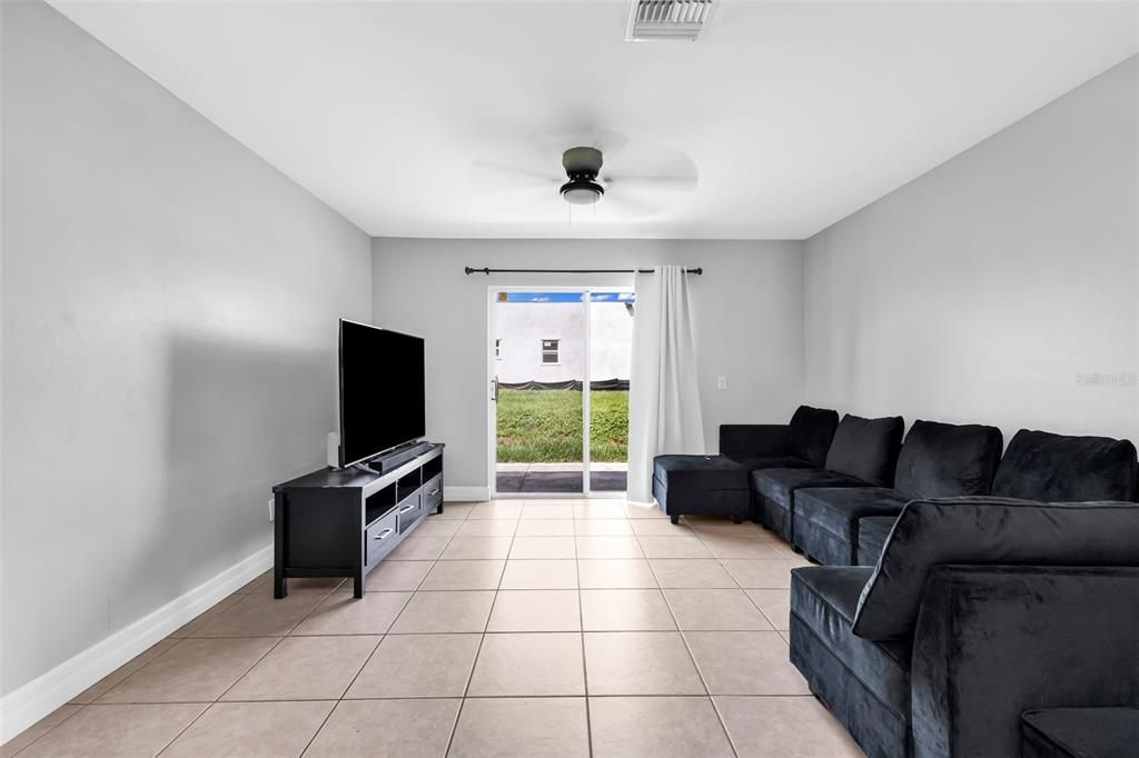 For Sale: $382,500 (6 beds, 0 baths, 2330 Square Feet)