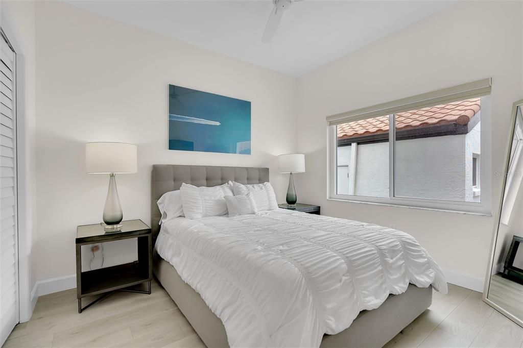 For Sale: $899,900 (3 beds, 2 baths, 1362 Square Feet)