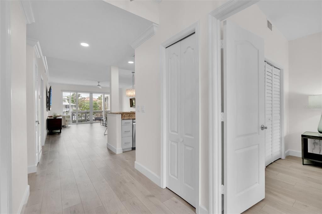 For Sale: $899,900 (3 beds, 2 baths, 1362 Square Feet)