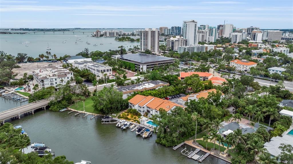 For Sale: $899,900 (3 beds, 2 baths, 1362 Square Feet)