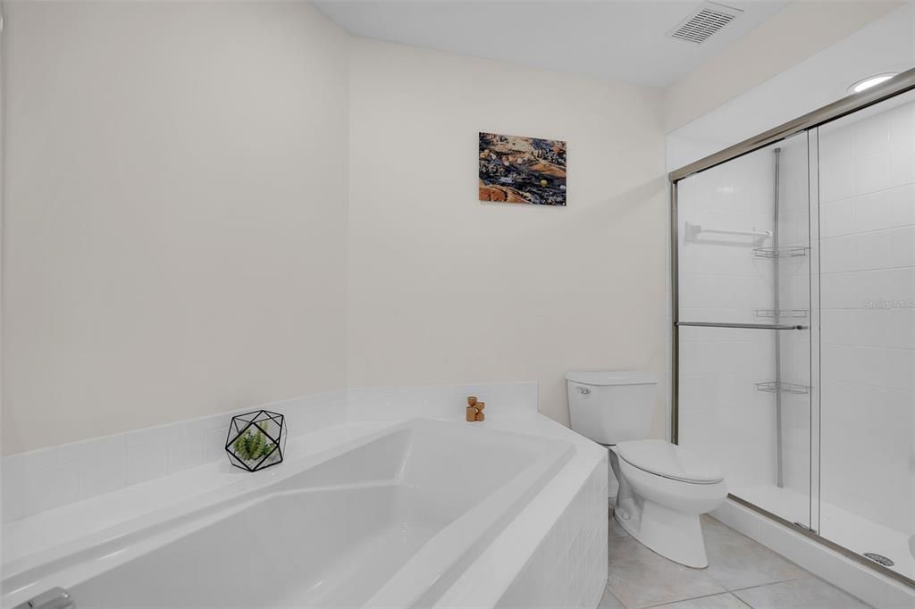 For Sale: $899,900 (3 beds, 2 baths, 1362 Square Feet)