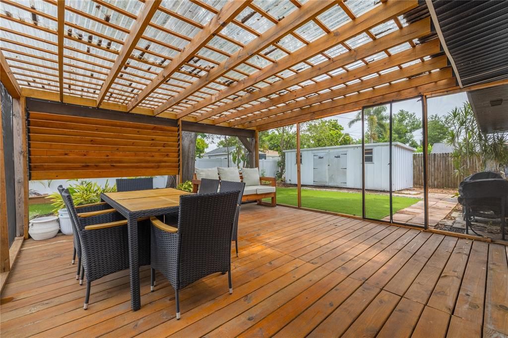 На продажу: $425,000 (2 спален, 1 ванн, 1158 Квадратных фут)