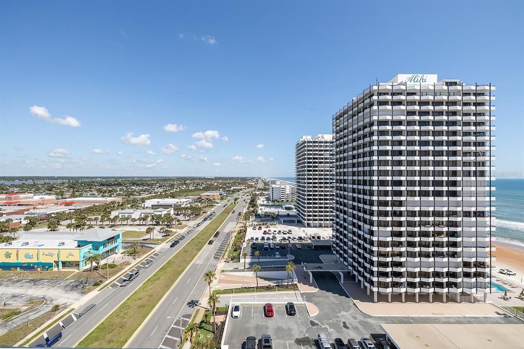 For Sale: $250,000 (2 beds, 2 baths, 1058 Square Feet)