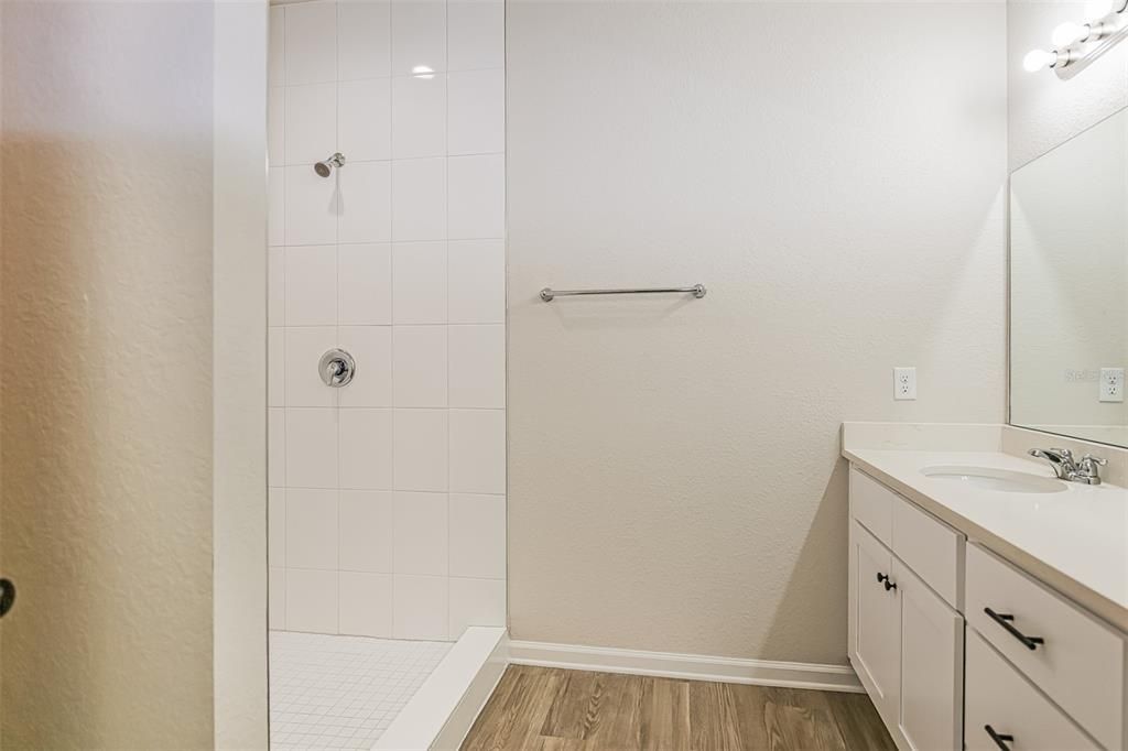 For Sale: $349,900 (4 beds, 2 baths, 124 Square Feet)