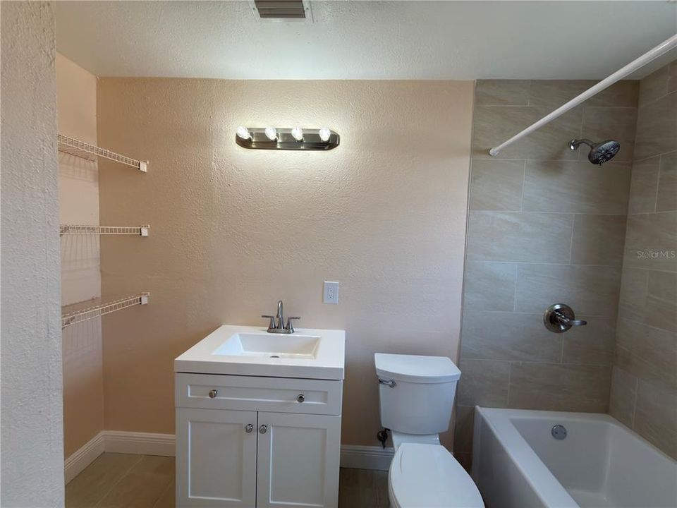 В аренду: $2,500 (3 спален, 2 ванн, 1166 Квадратных фут)