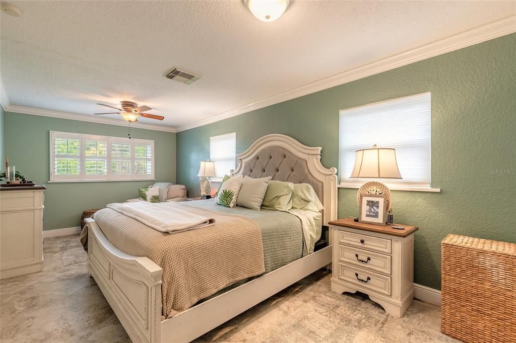 For Sale: $749,000 (3 beds, 2 baths, 1486 Square Feet)
