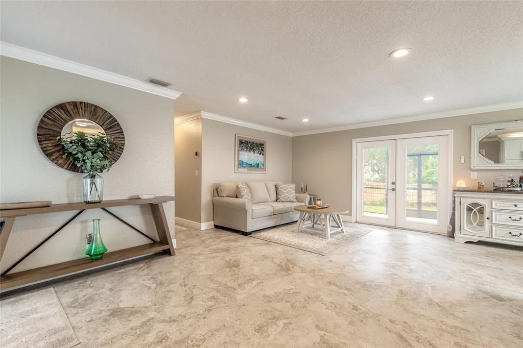 For Sale: $749,000 (3 beds, 2 baths, 1486 Square Feet)