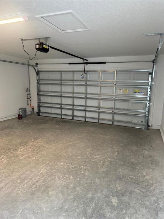 For Rent: $2,850 (4 beds, 3 baths, 1847 Square Feet)