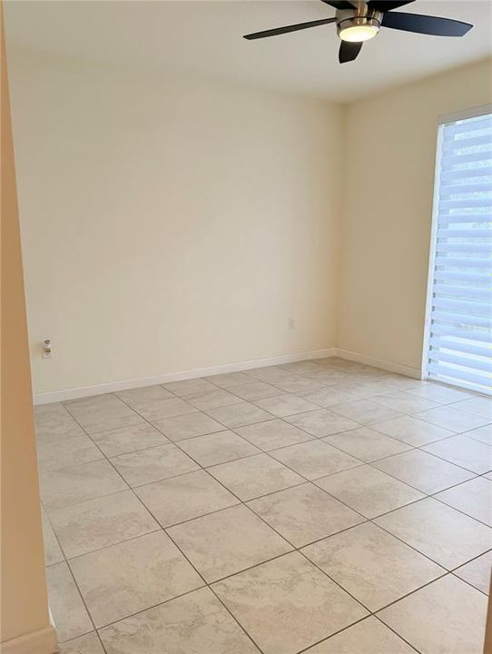 В аренду: $3,650 (3 спален, 2 ванн, 1708 Квадратных фут)