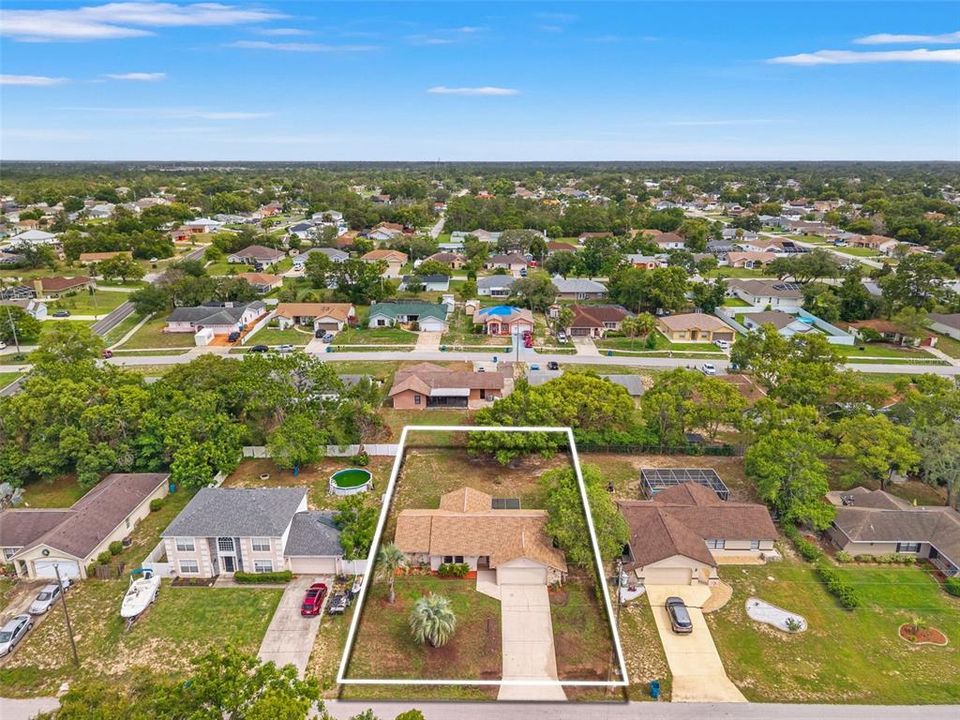 En Venta: $230,000 (2 camas, 2 baños, 1086 Pies cuadrados)