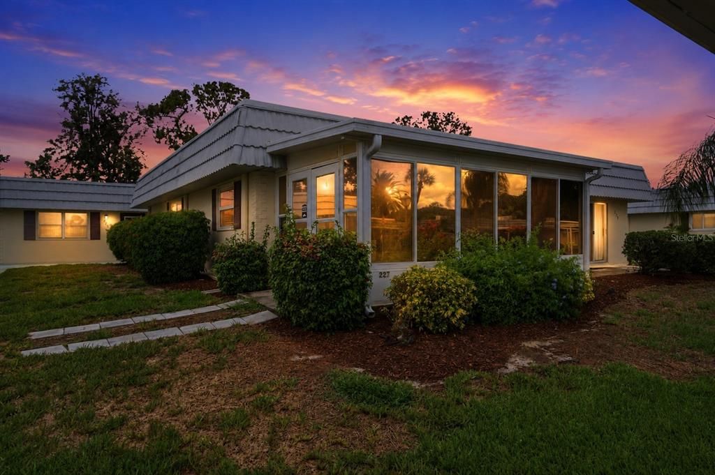 For Sale: $110,000 (1 beds, 1 baths, 800 Square Feet)