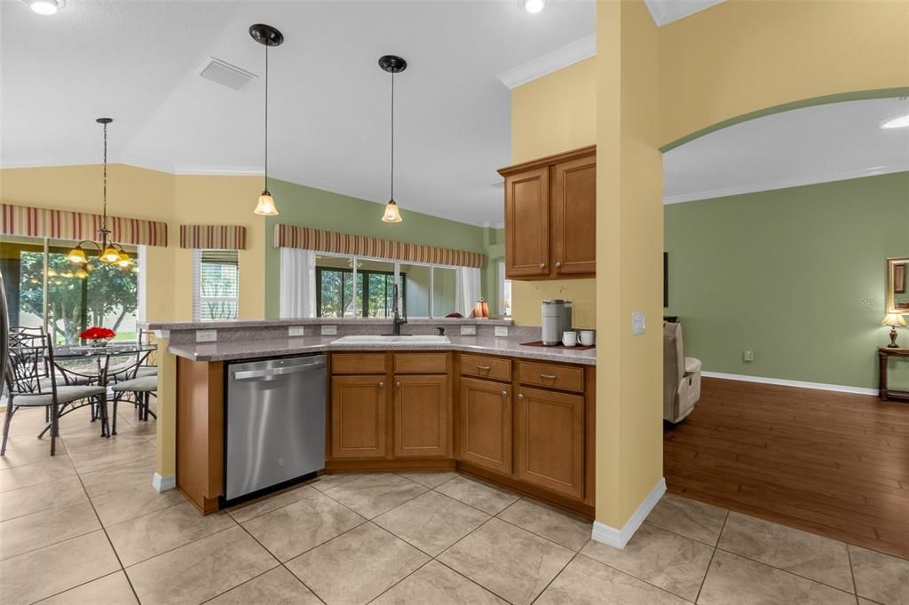 For Sale: $449,900 (3 beds, 2 baths, 1939 Square Feet)