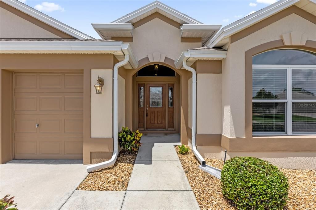 For Sale: $449,900 (3 beds, 2 baths, 1939 Square Feet)