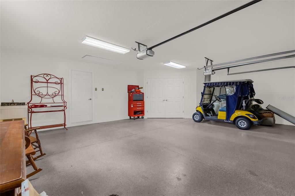 For Sale: $449,900 (3 beds, 2 baths, 1939 Square Feet)