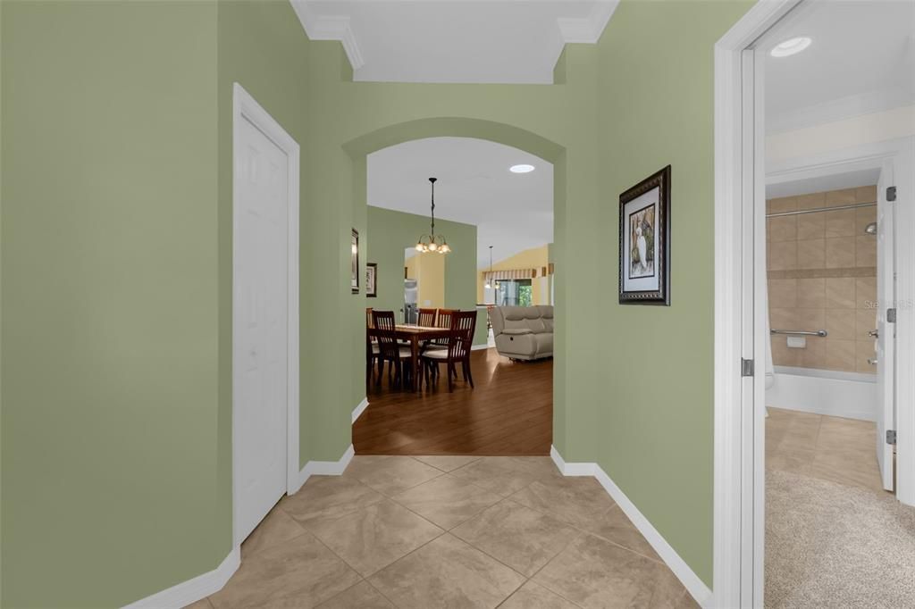 For Sale: $449,900 (3 beds, 2 baths, 1939 Square Feet)