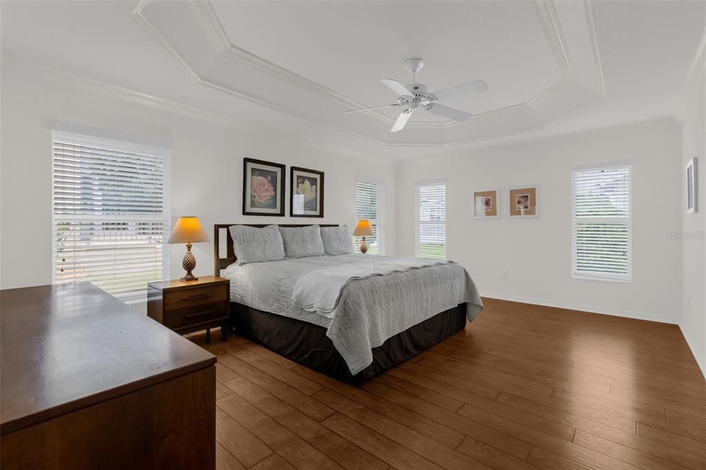 For Sale: $449,900 (3 beds, 2 baths, 1939 Square Feet)